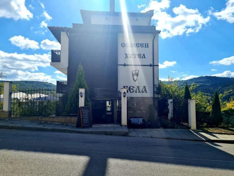 Family Hotel Bela ตริยาฟนา ภายนอก รูปภาพ