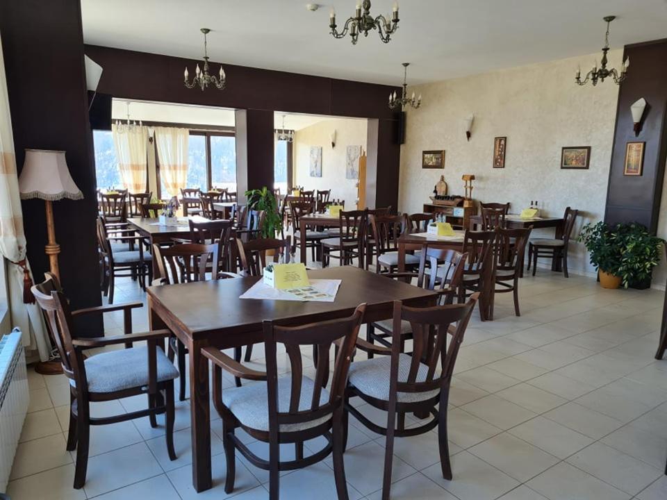 Family Hotel Bela ตริยาฟนา ภายนอก รูปภาพ