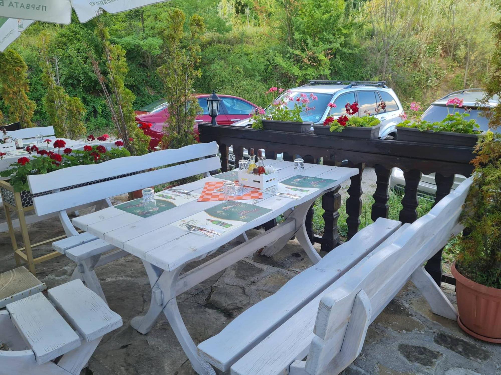 Family Hotel Bela ตริยาฟนา ภายนอก รูปภาพ
