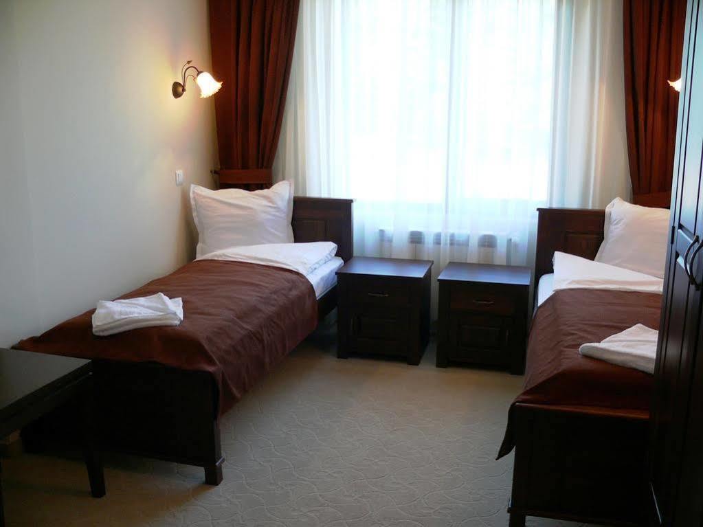 Family Hotel Bela ตริยาฟนา ภายนอก รูปภาพ